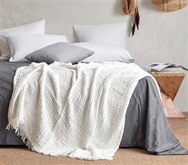 Terra e Pais - Marooned Earth Throw Blanket - Natural Off-White - Made in Portugal