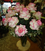 Oprah Roses (18) Vased