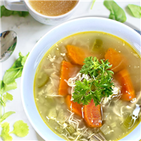 A tasteful blend of shredded chicken, carrots, onions, celery and cabbage. You can't go wrong with a classic chicken soup.