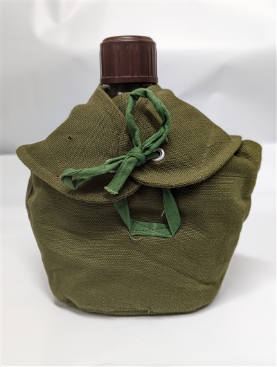 NORTH VIETNAM CANTEEN W/ COVER