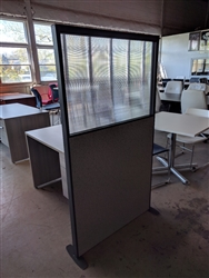 NEW Free standing Half Ribbed Lexan panel divider.