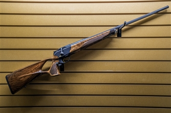 Blaser R8 Success - Wood Grade 4 - 300 Win Mag - 25.75" - Standard Taper-Fluted - Complete Rifle
