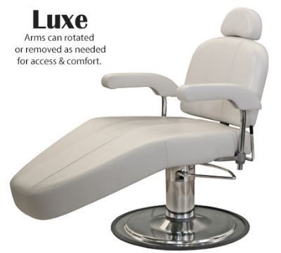 Luxe Hydraulic Facial Lounge with Headrest