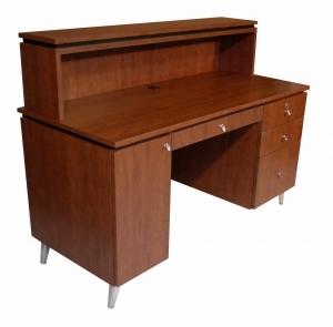 QSEp Alpha Reception Desk