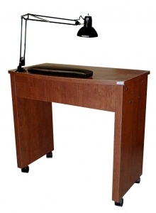 QSE PETITE Nail Table