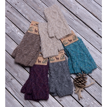 FINAL CLEARANCE: RG513 Boho Cable Wrist Warmer