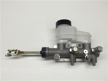 2013 RZR 800 BRAKE MASTER CYLINDER