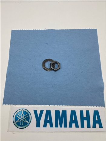 06 YFZ 450 SPROCKET NUT AND CLIP