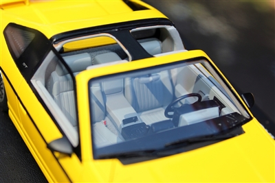 Automodello Color Change Service for 1988 Pontiac Fiero GT 1:24