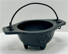 CAL03<br><br>Pentacle Cast Iron Cauldron - 2"H, 3"D (Small)