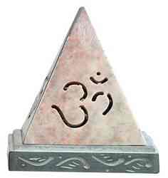 SBR178<br><br> OM PYRAMID S/S CONE/CANDLE BRNR 3.5"X4"