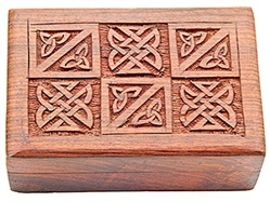 <!WBX78>Celtic Triquetra Carved Wooden Box - 4" x 6"