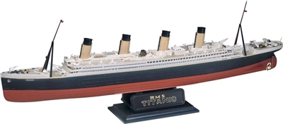 1/570 RMS Titanic RMX850445