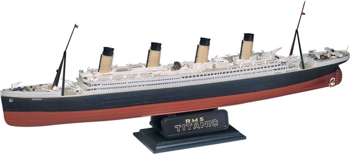 1/570 RMS Titanic RMX850445