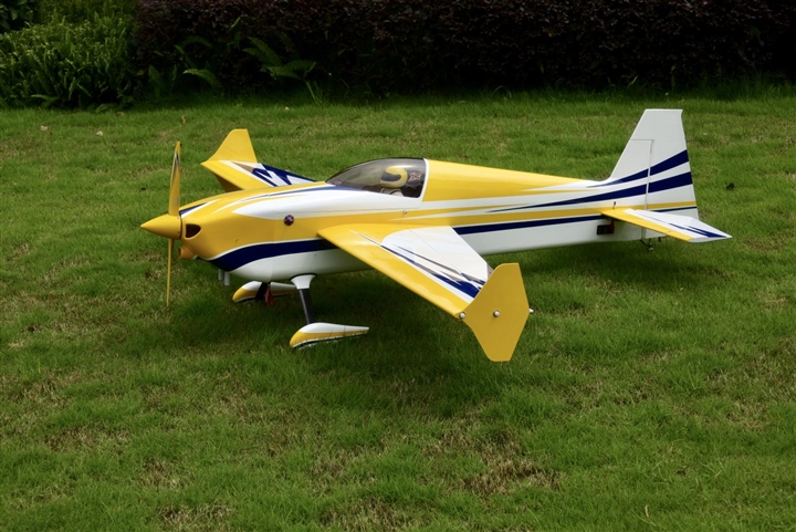 Skywing RC  74" Edge 540-V2-B-Covering