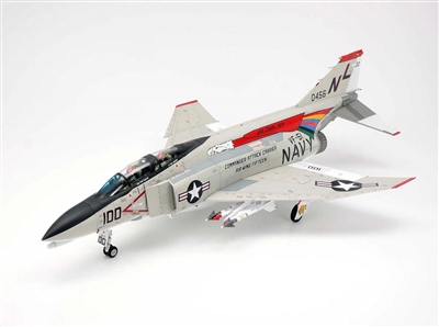 1/48 McDonnell Douglas  F-4B Phantom II TAM61121