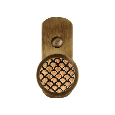 ONEKNOB BROAD WALL HOOK WITH HORN FILLER