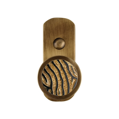 ONEKNOB BROAD WALL HOOK WITH HORN FILLER