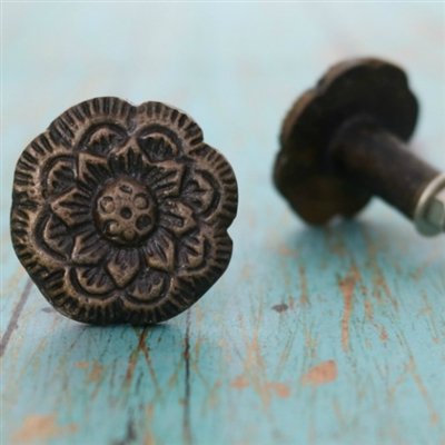 Floral Metal Cabinet Knob in Antique Brass