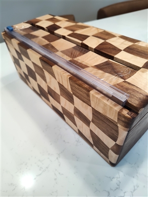 Plastic Wrap replacement box- curving checkers!