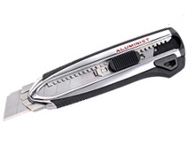 Tajima Rock Hardâ„¢ Aluministâ„¢ Magazine Knife