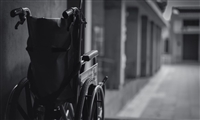 Folding vs. Rigid Wheelchairs: How To Choose