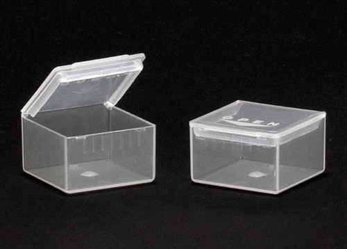 Flex-A-Top® FT-3 horizontal hinged-lid plastic box samples, medical  grade polypropylene; autoclavable in the presence of aqueous solutions and  food packaging safe - FDA compliant