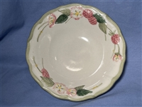 Fruit Bowl #210 Metlox Sculptured Berry