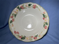 Medium Round Vegetable Bowl #150 Metlox Sculptured Berry