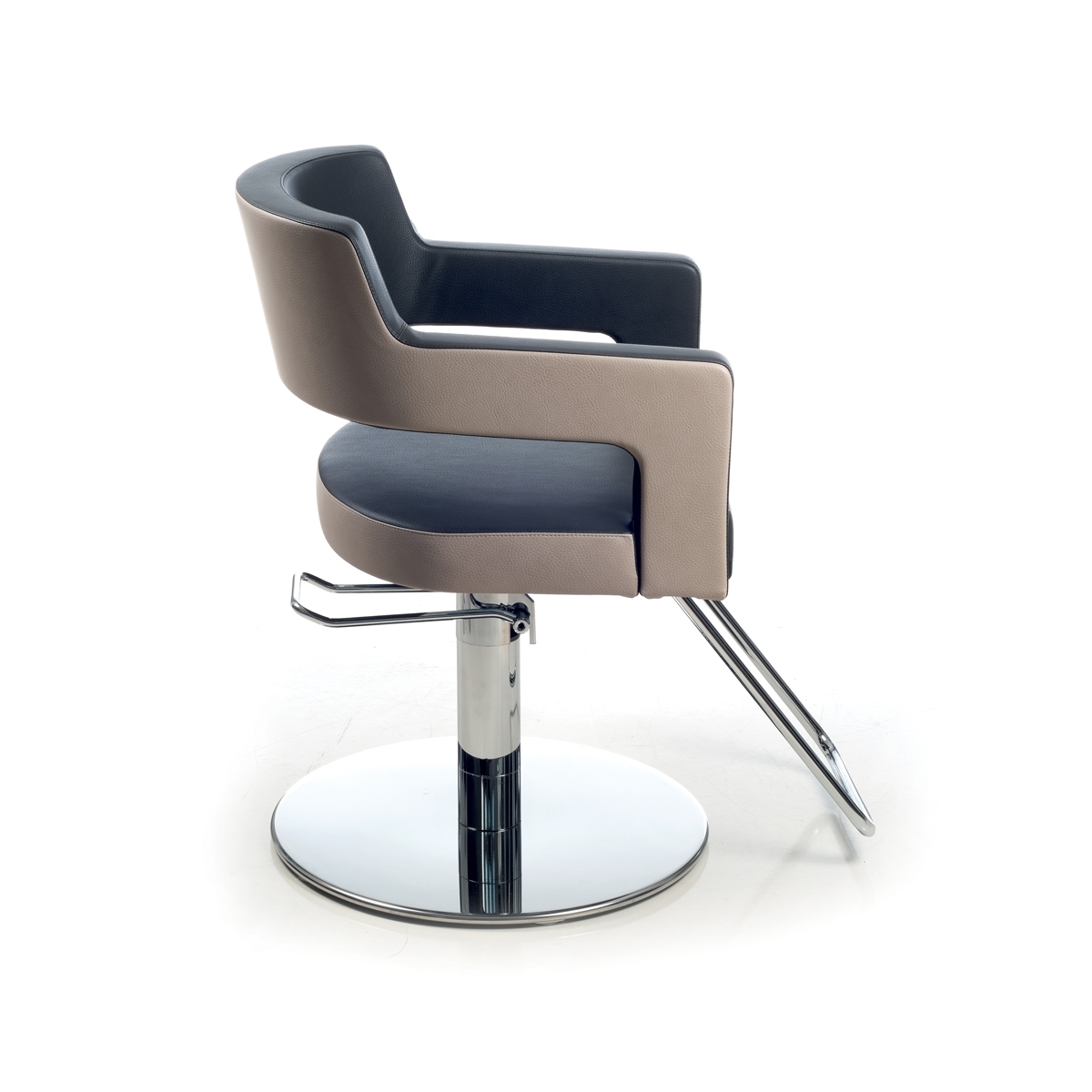Creusa Black Styling Chair with Roto Base by Gamma & Bross Spa