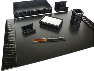 Alligator 7-Piece Desk Set