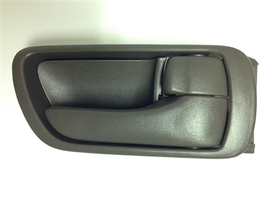 02-06 Camry Interior Door Handle RH - Gray