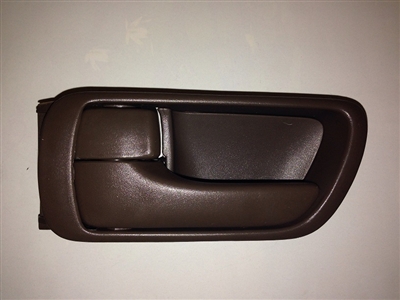 02-06 Camry Interior Door Handle LH - Brown
