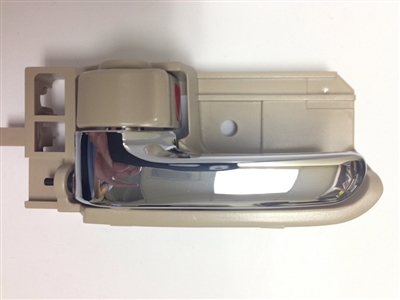 03-08  Corolla Interior Door Handle LH - Chrome/Beige