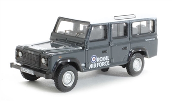 76DEF013 - Oxford Diecast For Land Rover Defender Station Wagon RAF - 1:76 Scale