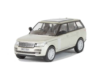76RAN001 - Die-Cast For Range Rover L405 Vogue in Luxor - Scale 1:76 Model Car