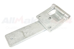 BHB700051 - Bottom Tailgate Hinge for Discovery 1 and Discovery 2 - Lower Hinge for 300TDI and TD5 Disco