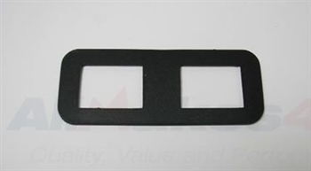 BHC710010.AM - Door Hinge Plastic Washer for Defender - Fits Hinge to Bulkhead (Comes as Pair) - From 1998 Onwards
