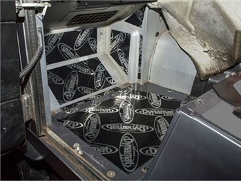 DA8083 - Dynamat Xtreme Sound Proofing for Land Rover Defender Puma - Footwells - Fits from 2007 Onwards