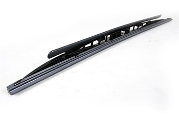 DKC100900 - Wiper Blade - Drivers Blade with Spoiler for Right Hand Drive Vehicles For Discovery 1