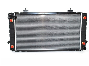 ESR3687 - V8 Coolant Radiator - Fits From 1994 Onwards for Discovery 1