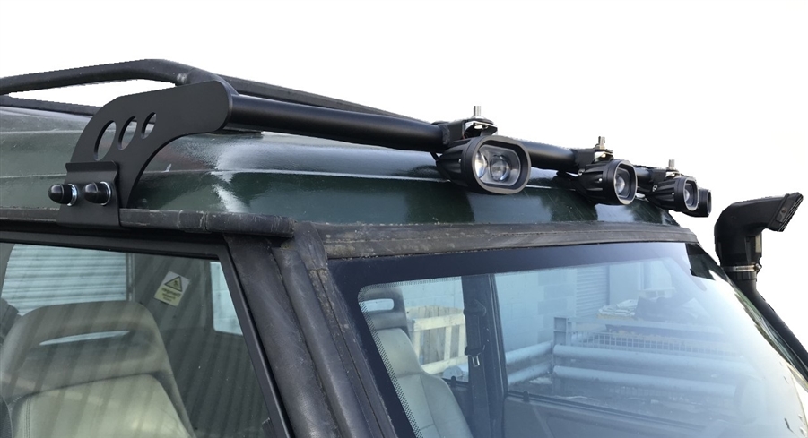 Quality Curved Roof Bar With LED Spot lights for Discovery 1 & 2 - SP Panels