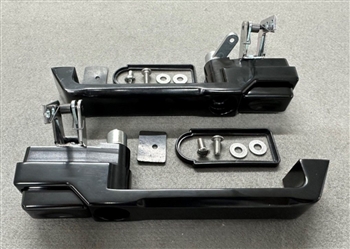 JWP3475 - BLACK Pair Of Front Billet Aluminium Door Handles For Land Rover Defender (Lock hole on Both Sides)