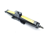 LR031653 - Lifting Jack for Alloy Wheel Tyre Change - For Range Rover Sport and Discovery 3 & 4 - Genuine Land Rover