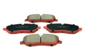 LR055454TFAM - LR3 Brake Pads, Discovery 3 2004-2009