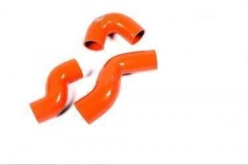 LR734 - TD5 Silicone Intercooler Hoses In Orange (Doesn't fit with ACE) For Discovery