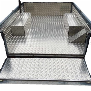 LR800 - 110 HI CAP LOAD AREA CHEQUER PLATE (PICK UP H/T)