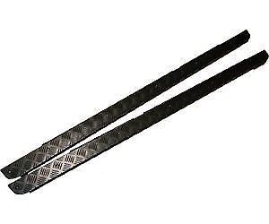LR139B-3 - 110 Station Wagon Sill 4 Doors 3mm Black