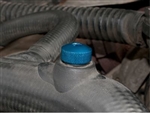 PYP10008BLUE.AM - Blue Anodised Bleed Screw for Top Radiator Hose Fits Defender TD5 and Discovery TD5