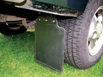 RTC6821 - Rear Mudflap Kit for Discovery 1 - Comes withiout Logo - Pair with Fixings - Genuine Land Rover Version Available